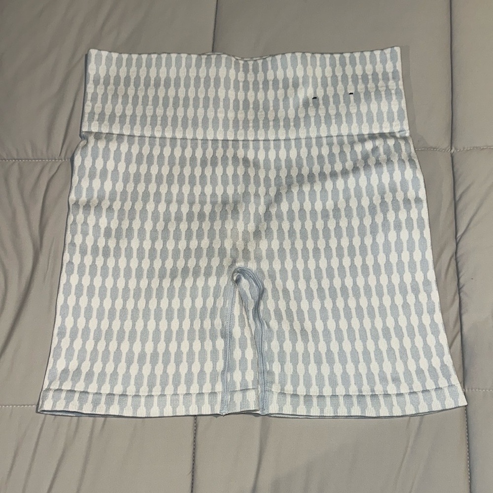 Ibody workout shorts